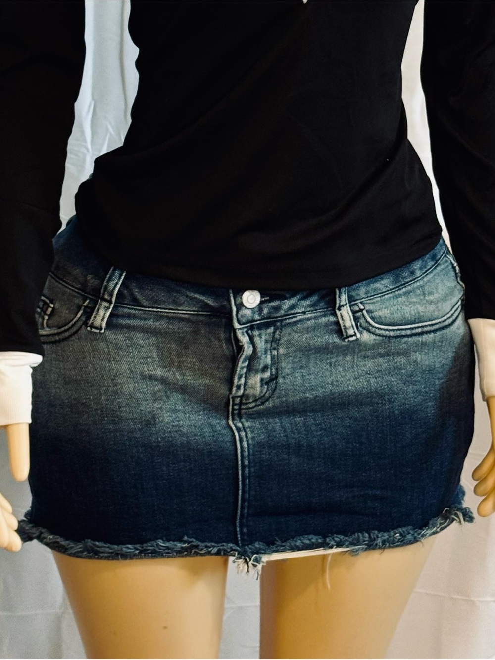 YMI Blue Denim Distressed Miniskirt Size M